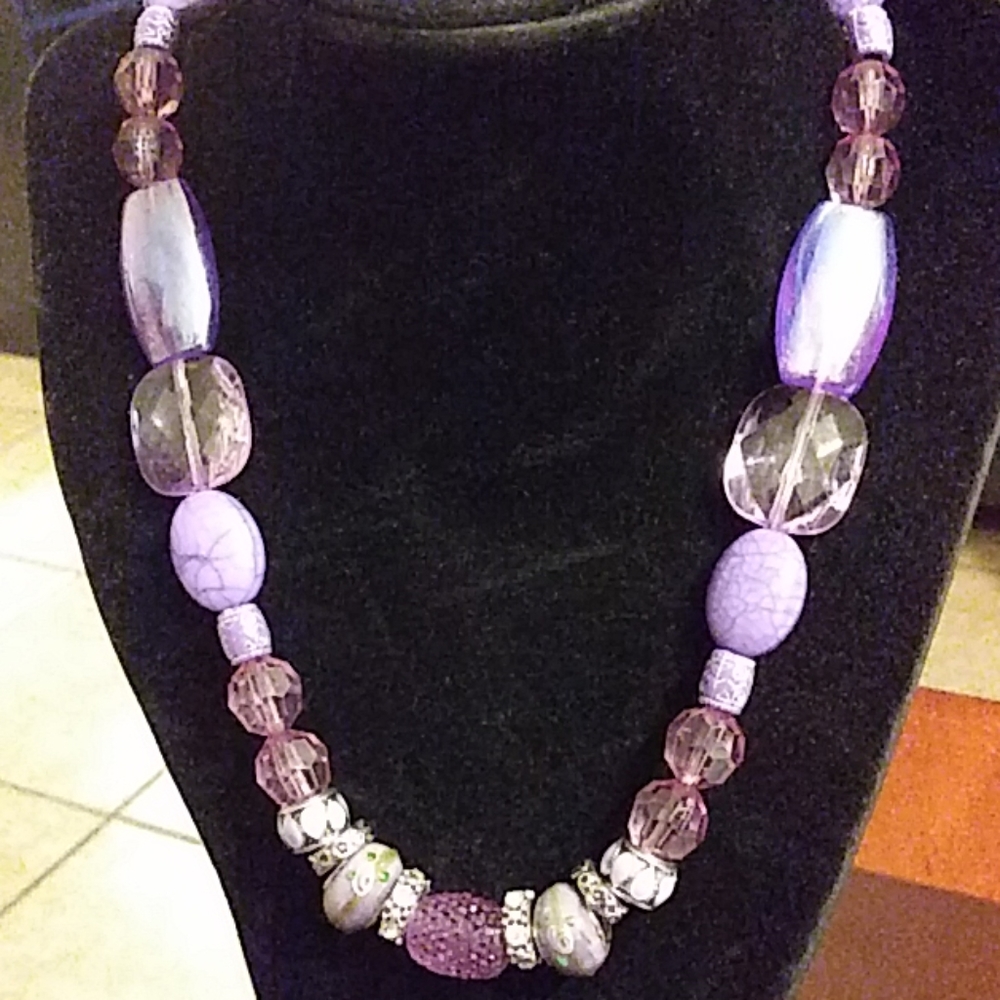 Purple Necklace w/ bracelet
